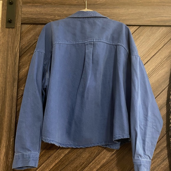 Zara Denim Cropped Overshirt in Blue - Picture 2 of 6